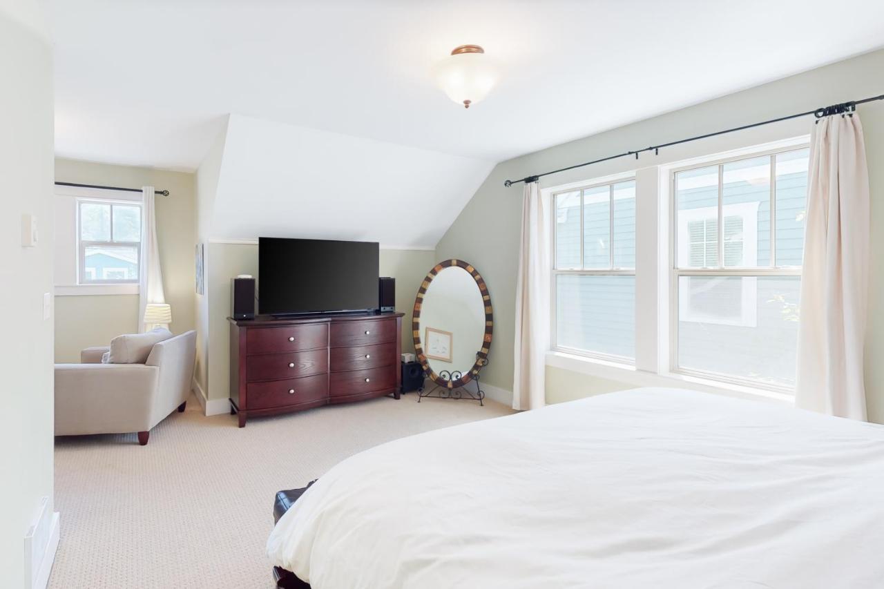 Looney Dunes Lincoln City Exterior foto